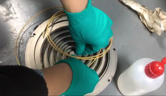 檢查密封條塞的平整