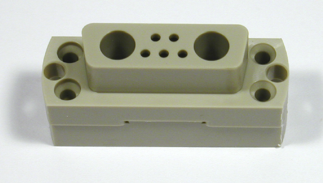 圖三：真空端接頭實物照片